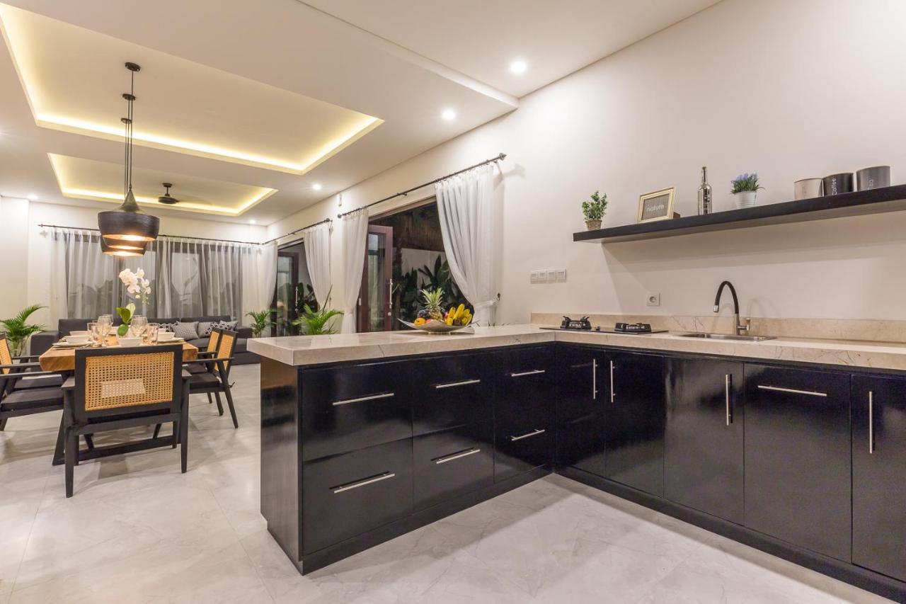 Villa Azura Seminyak Eksteriør billede